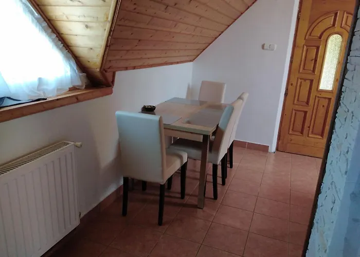 Rozsadomb Appartement *